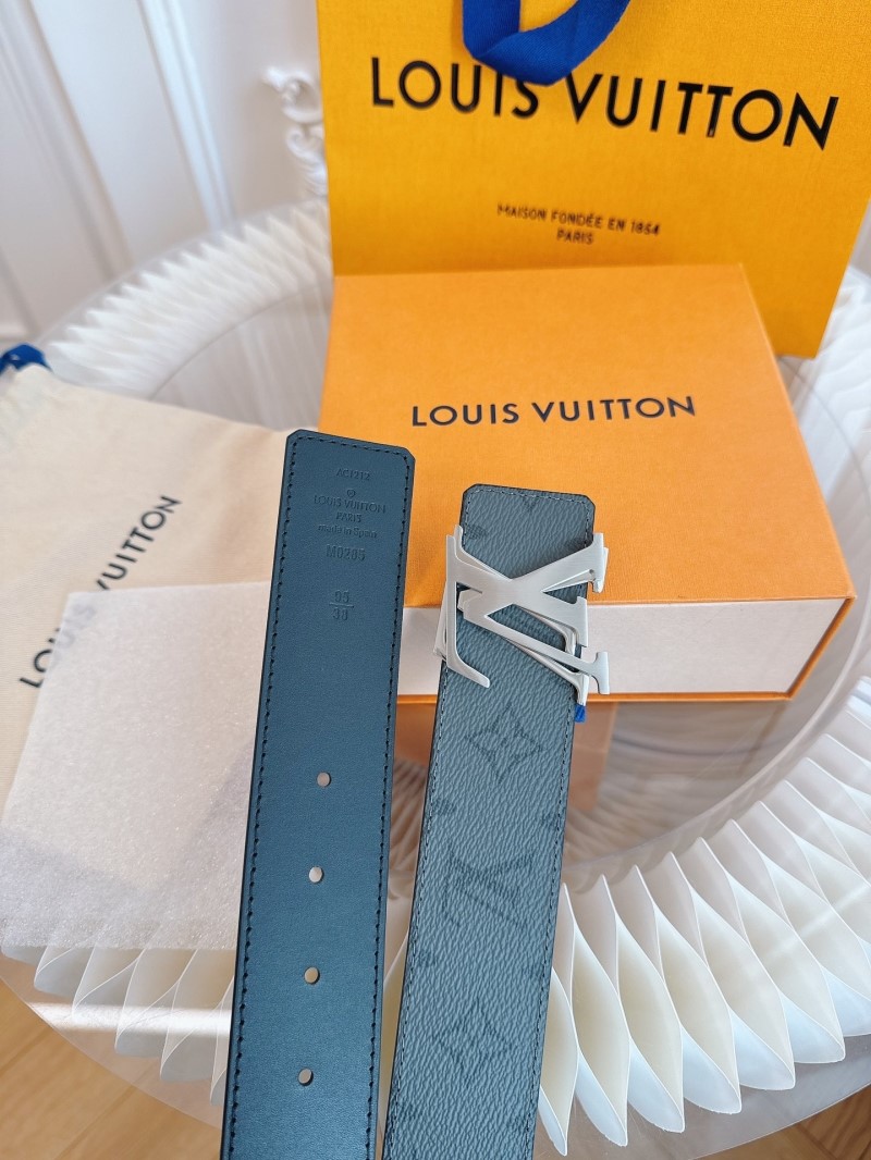 LOUIS VUITTON Belts